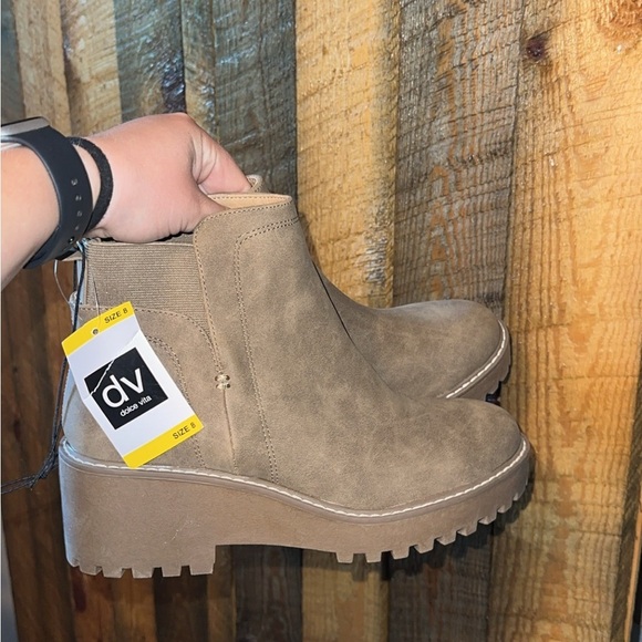 NWT DV HEELED BOOTIES - Picture 1 of 2